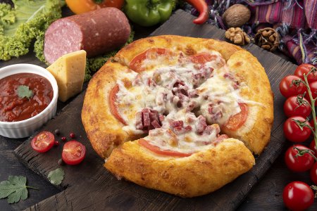 Пицца с колбасой (22 см)